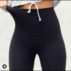 SPANX Every.wear icon leggings, L